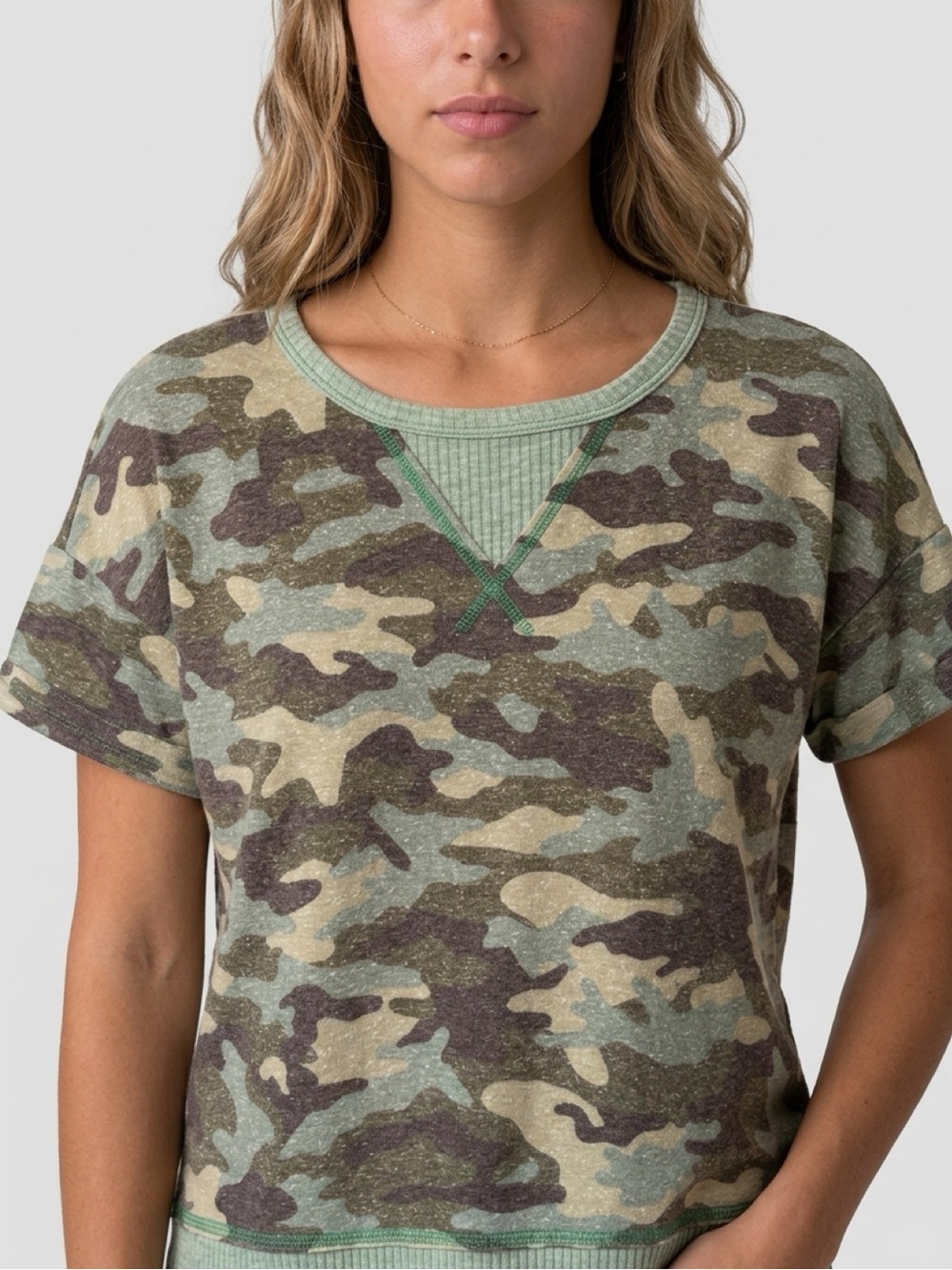 Honeyme camouflage crew neck tee